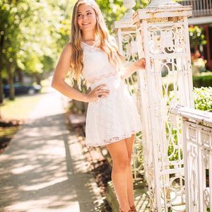 Meet your Posher, Elise